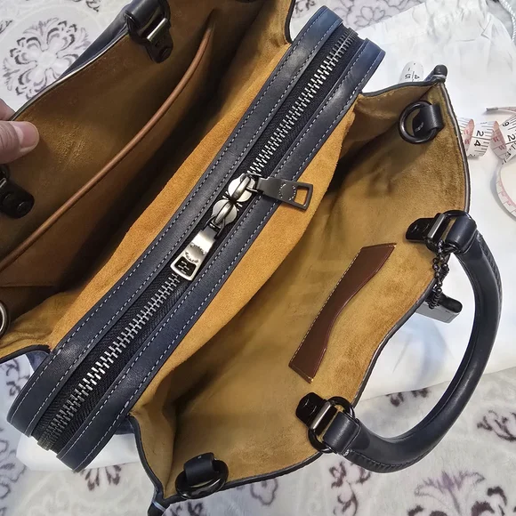 Coach Rouge 30 - Picture 9 of 14